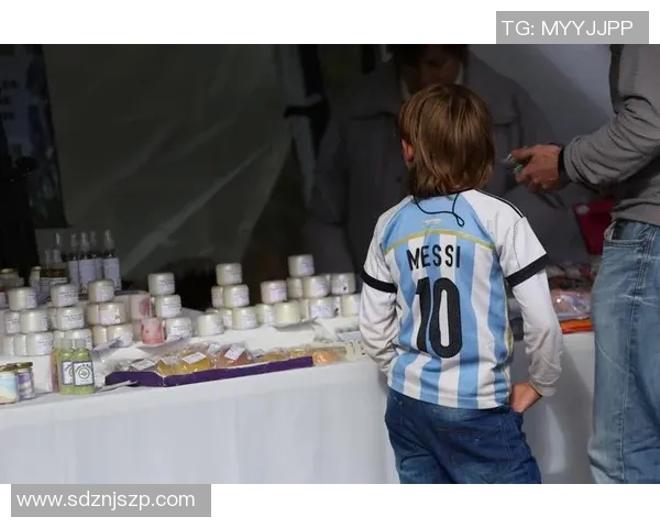 足球明星与儿童的梦想之旅共筑未来的希望与激情