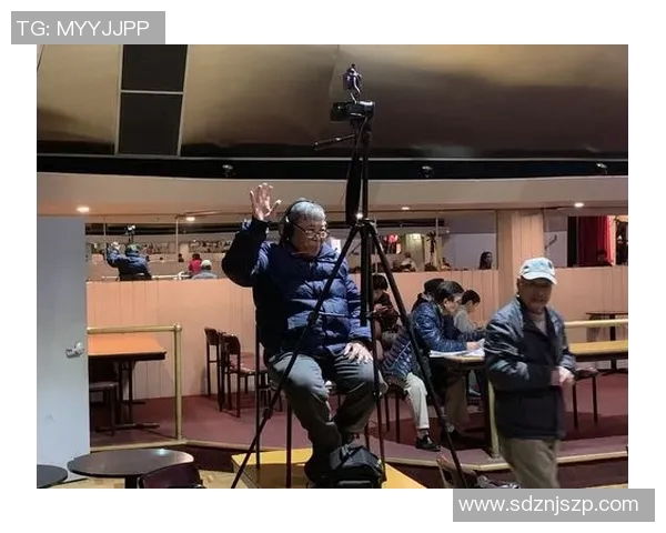 足球明星关怀活动的多样形式与社会影响探讨